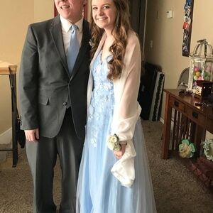 Elegant Light Blue Lace Gown with White Shawl